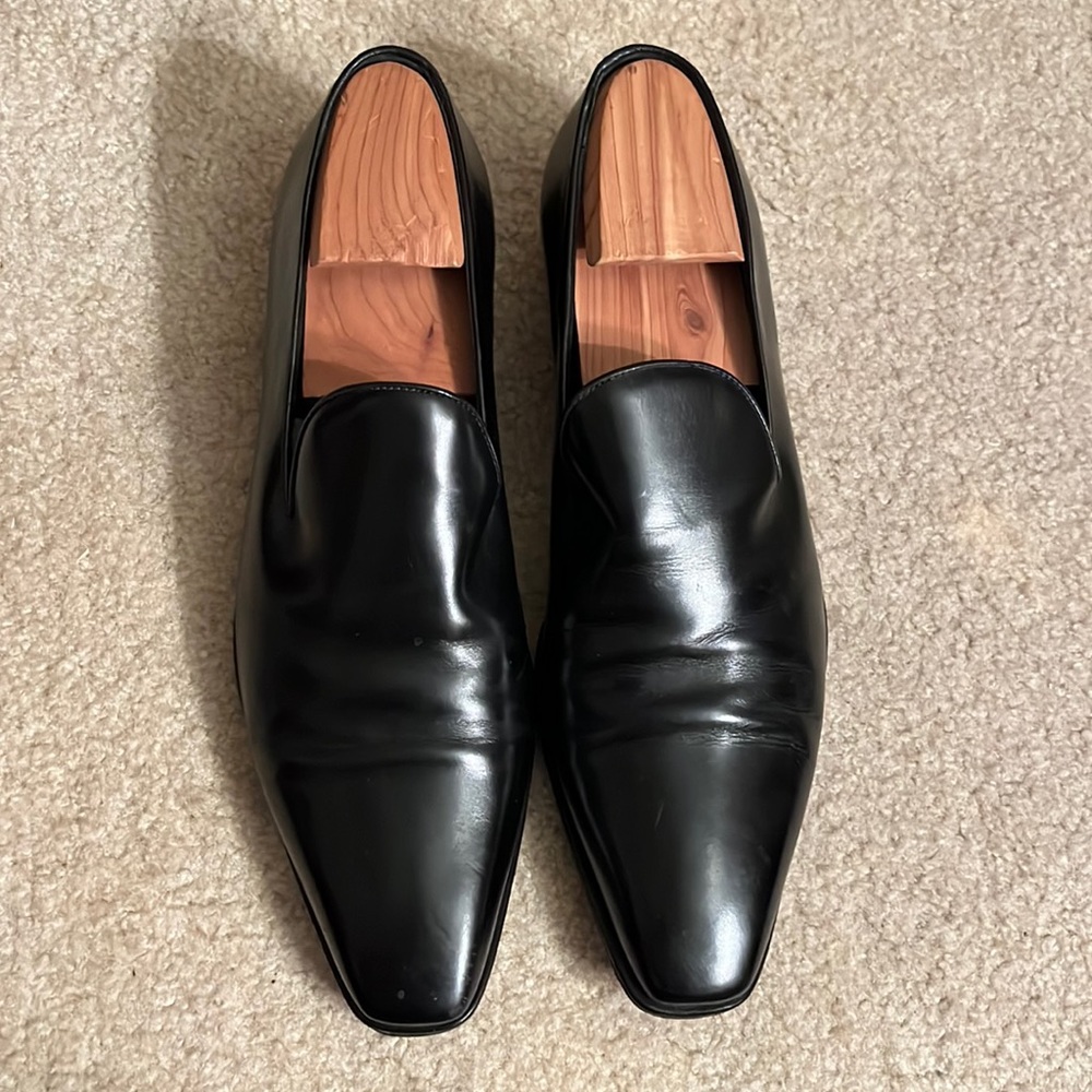 FERRAGAMO designer leather black shoes